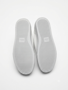 Zara FLAT BASIC