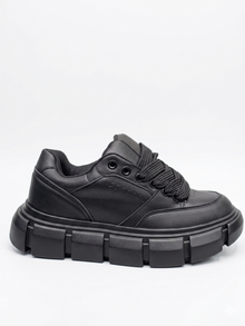 ZARA SNEAKERS WITH A VOLUME SOLE