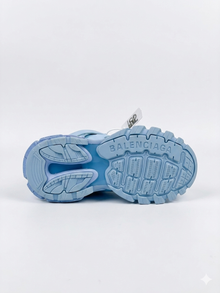 Balenciaga track